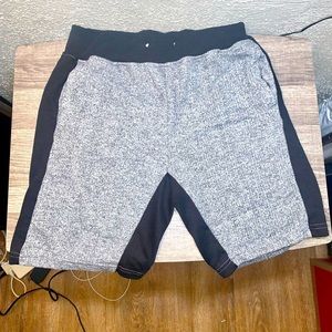 Galaxy by Harvic - Men’s two tone sweatshorts